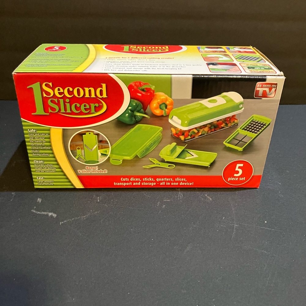 (1) second slicer- vegetable cutter- NEW IN BOX